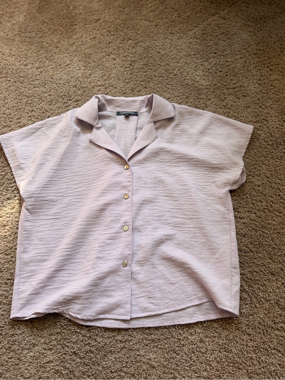 Laurel Grey Small Linen-Texture Button Front Camp Collar Top in Light Lavender